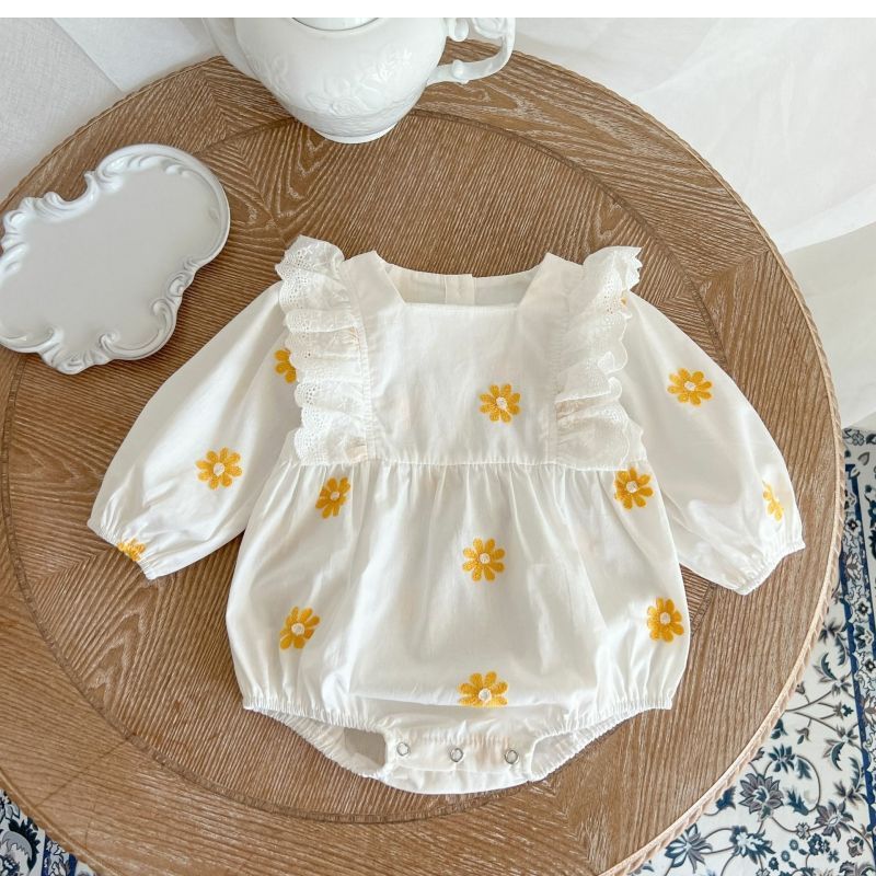 Dainty Daisy Embroidered Long Sleeve Romper Onesie: Sweet Baby Fashion