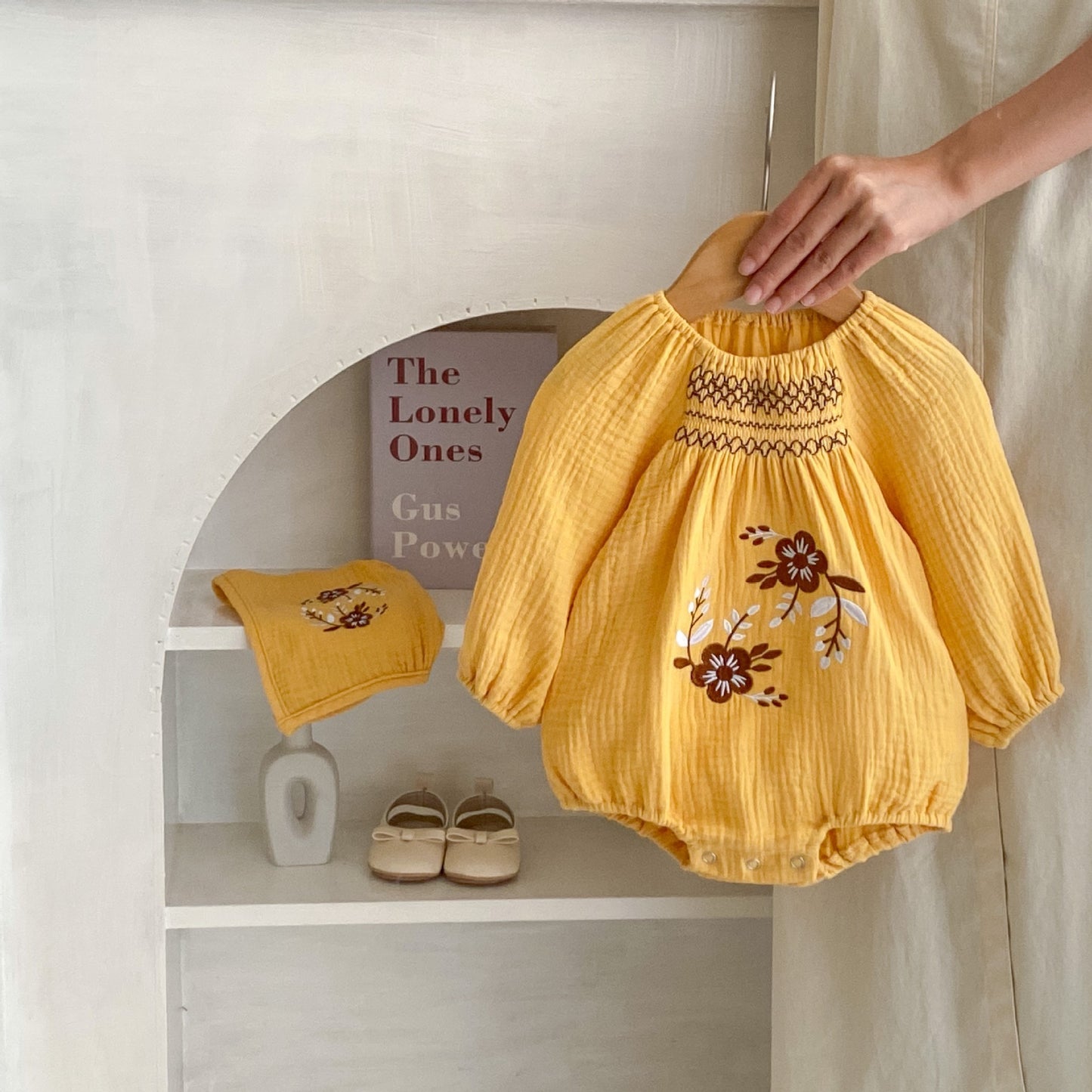 Double Wrinkle Cotton Long-Sleeve Jumpsuit Romper with Hat - Cozy and Stylish