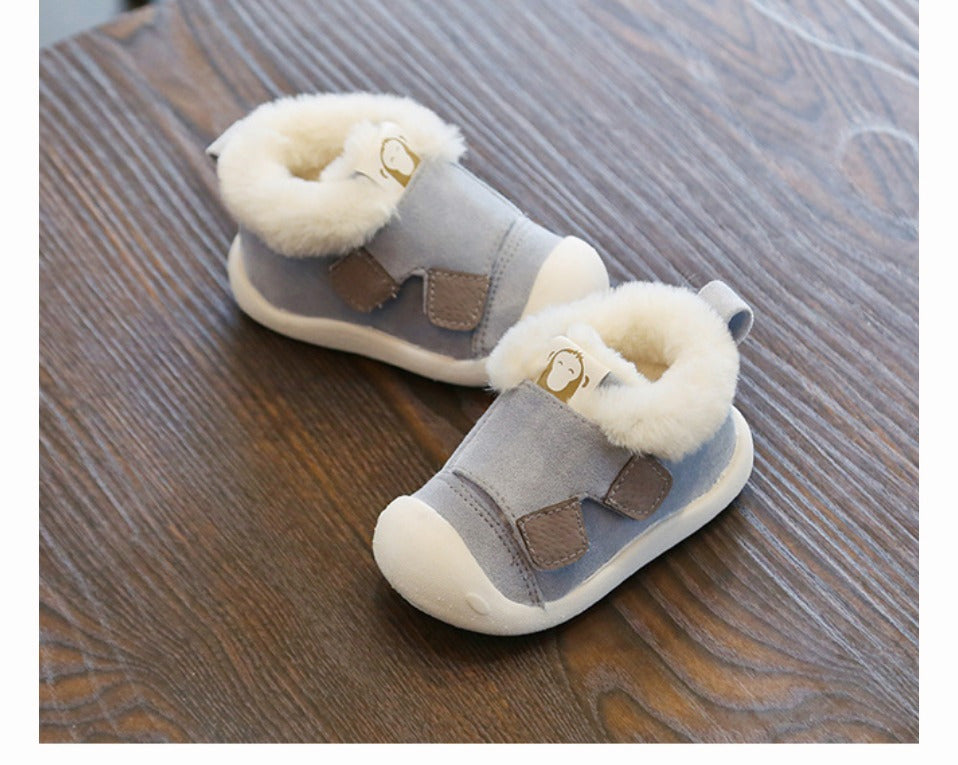 Cozy and Stylish Children's Velvet Toddler Shoes for Comfortable Steps