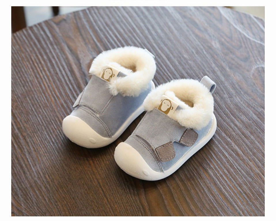 Cozy and Stylish Children's Velvet Toddler Shoes for Comfortable Steps