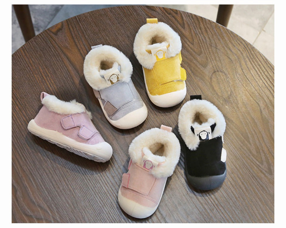 Cozy and Stylish Children's Velvet Toddler Shoes for Comfortable Steps