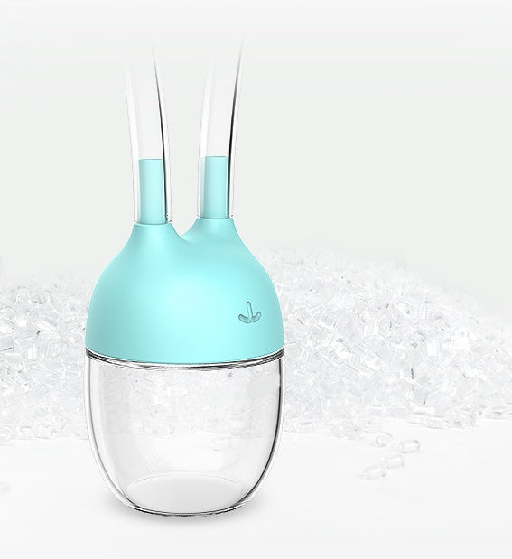 Gentle Nasal Suction for Newborn Baby Cleaning: Safe and Effective Care