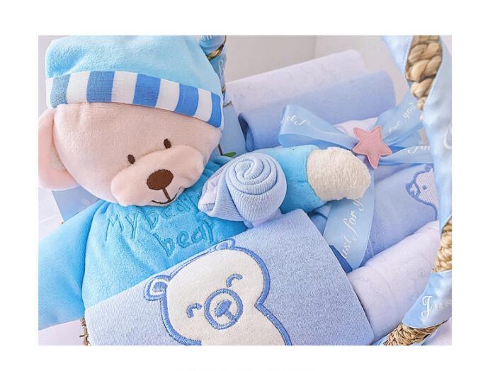 Autumn and Winter Newborn Boy Baby Clothes Set Gift Box: Complete Essentials for Your Little One