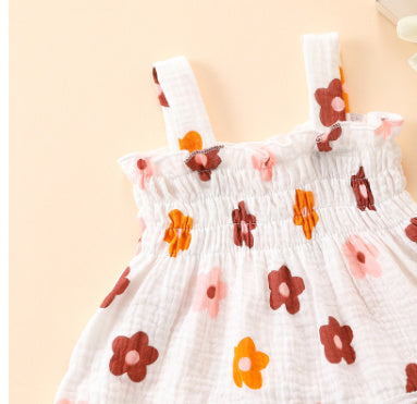 Adorable Baby Girl Flowers Sling Lace Skirt and Shorts Two-Piece Suit