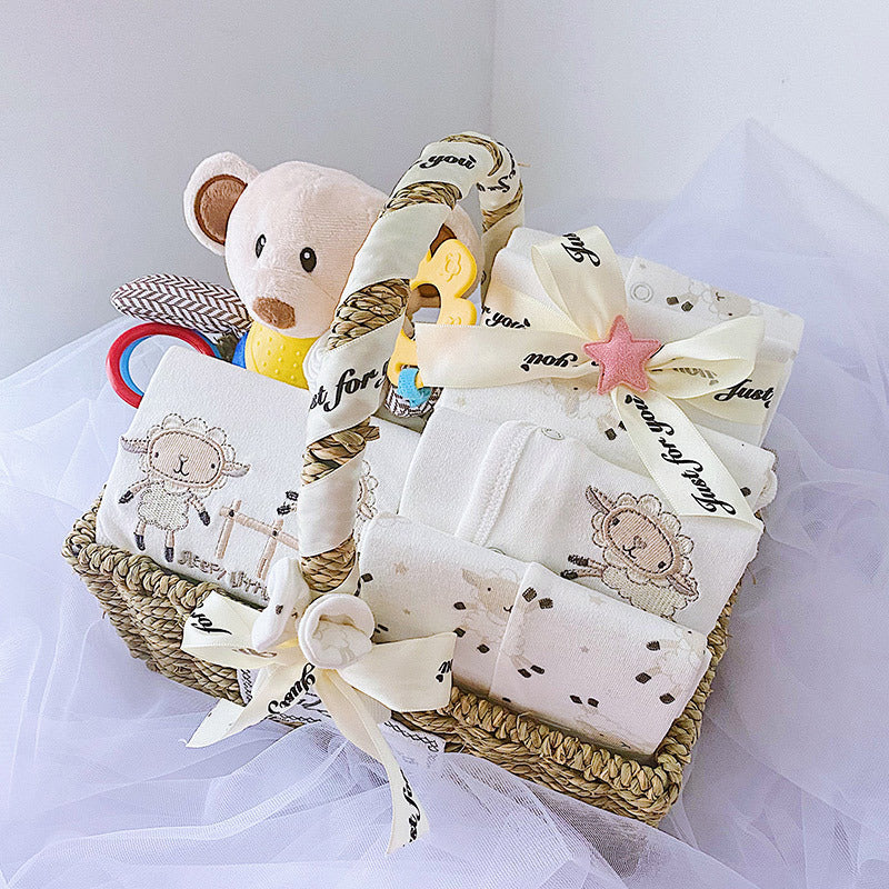 Autumn and Winter Newborn Boy Baby Clothes Set Gift Box: Complete Essentials for Your Little One