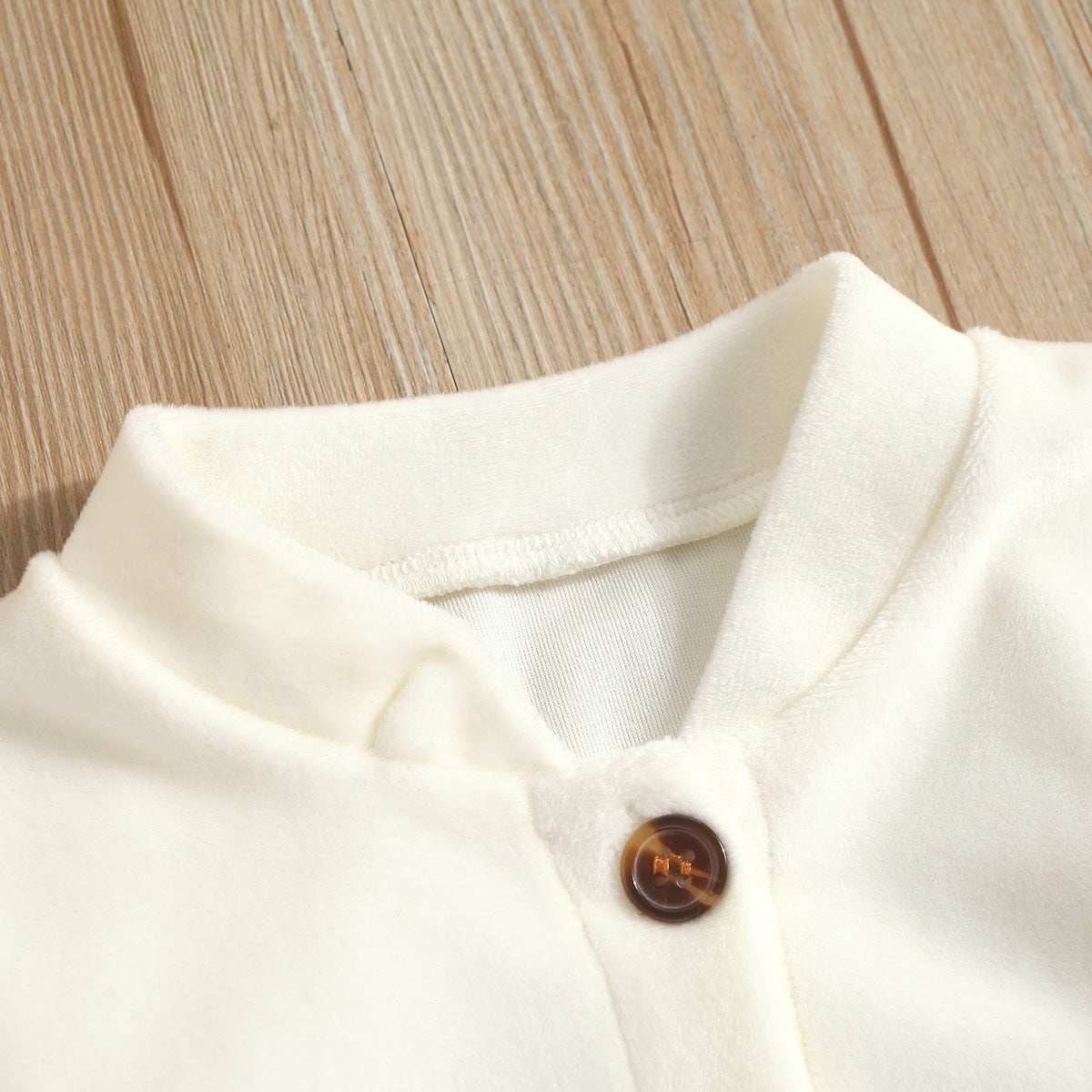 Cozy Baby Plush Infant Romper - Boneless Design for Spring and Autumn