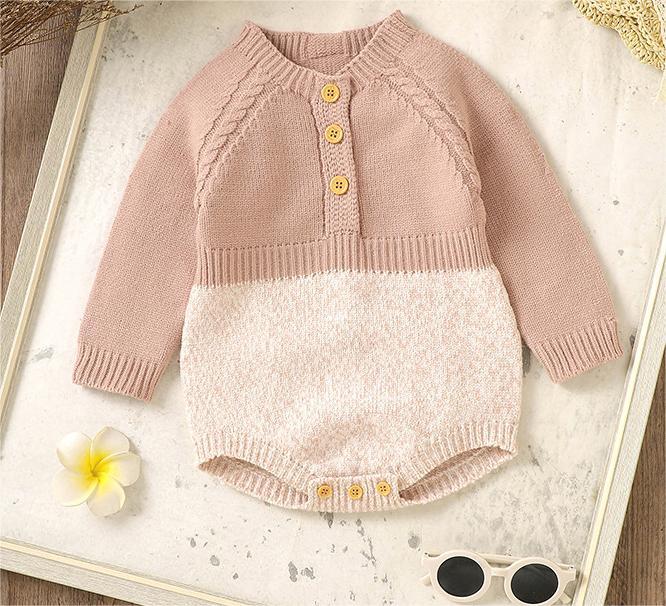 Irresistibly Cute: Infant Long Sleeve Siamese Triangle Rompers for Your Little One!
