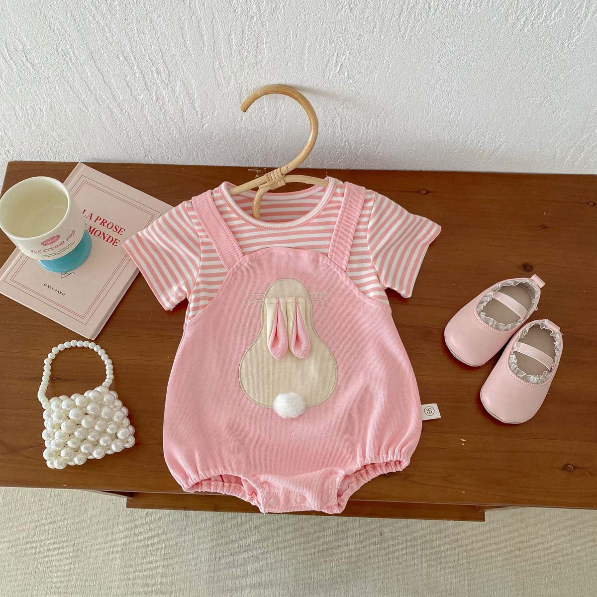 Stylish Baby Fake Two-Piece Onesie Romper – Comfortable and Trendy Outfit