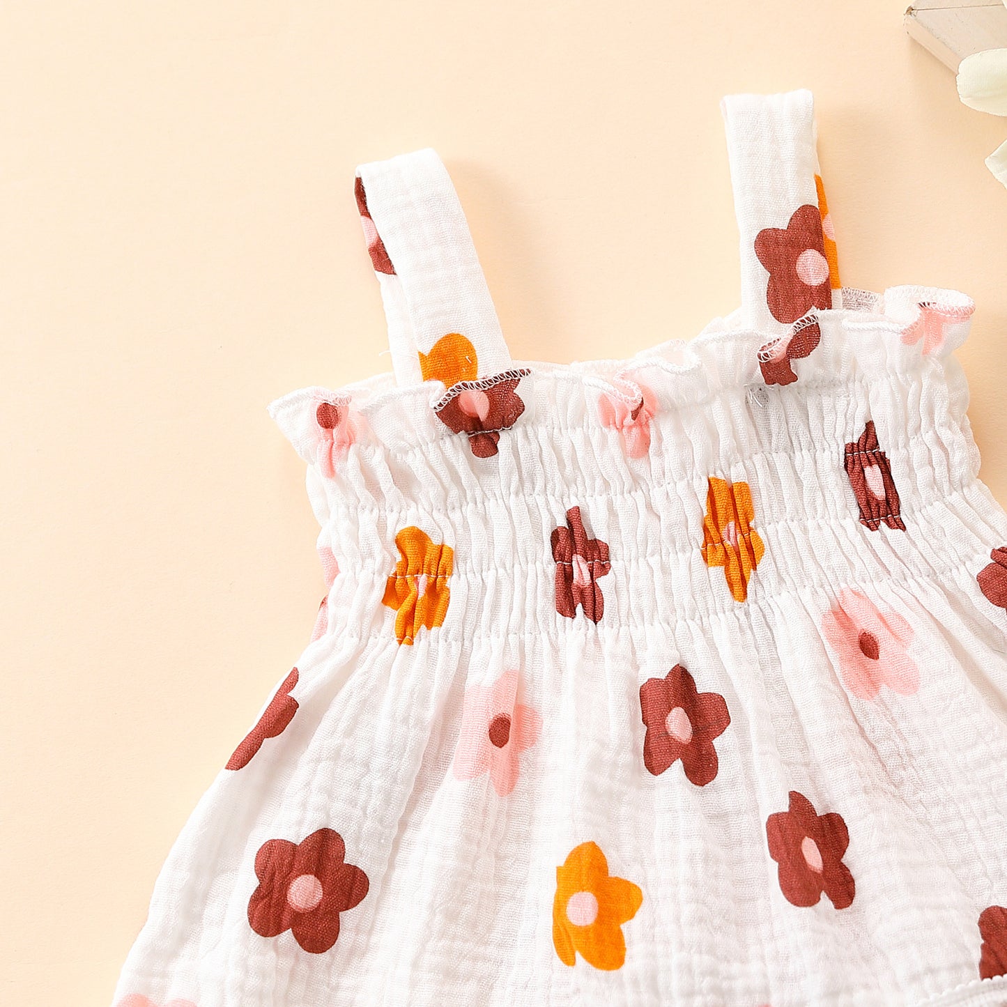 Adorable Baby Girl Flowers Sling Lace Skirt and Shorts Two-Piece Suit