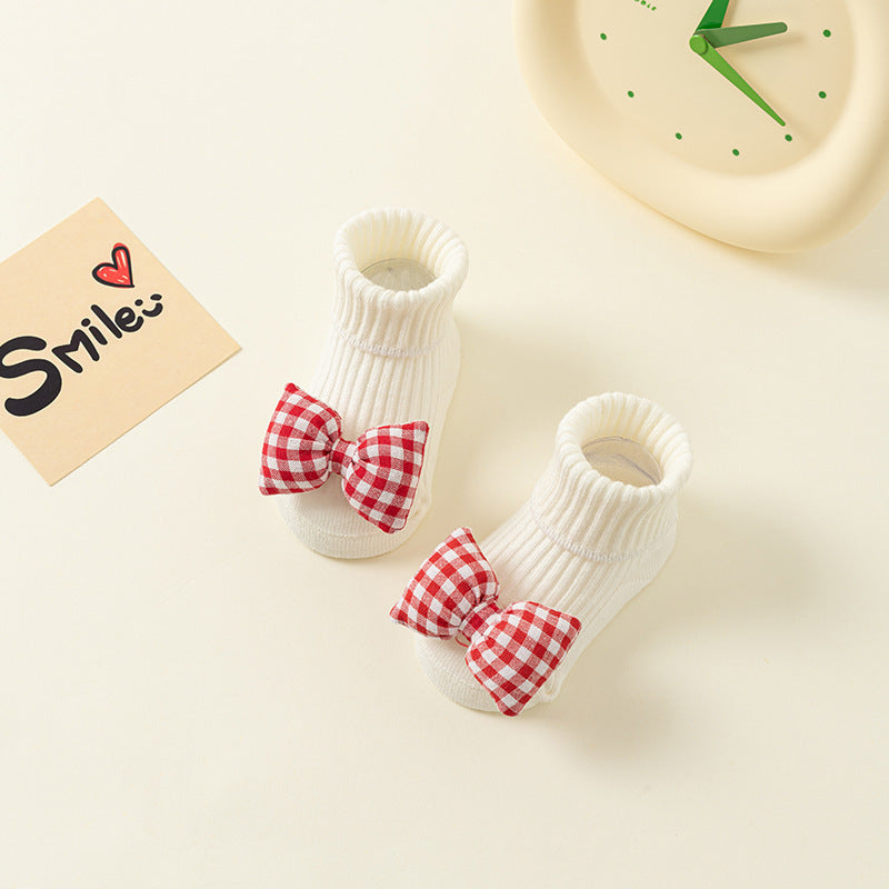 Comfortable Newborn Baby Room Socks with Double Needle Design for Non-Slip, Roomy Fit
