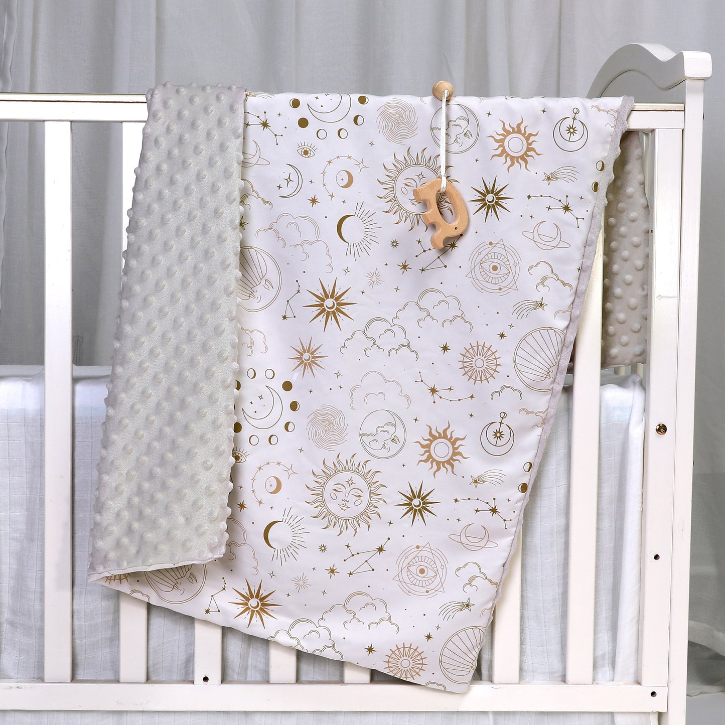 Cuddle Comfort: Pacify Beanie Blanket Newborn Baby Quilt