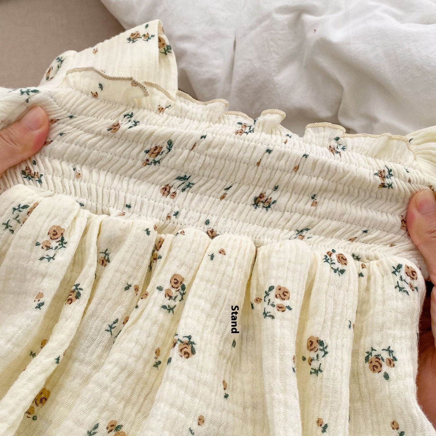 Adorable Baby Girl Floral Romper - Double-Layer Yarn Onesie