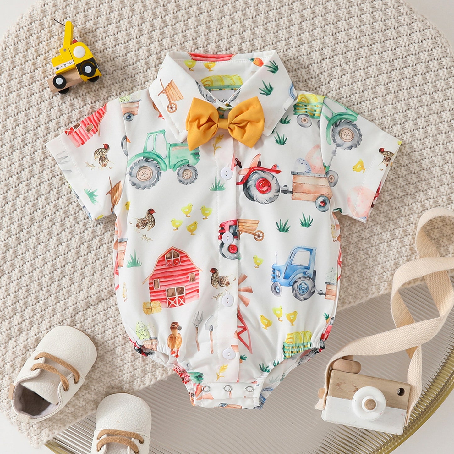 Printed Short Sleeve Lapel Bow Tie Jumpsuit: Stylish Infant Fashion