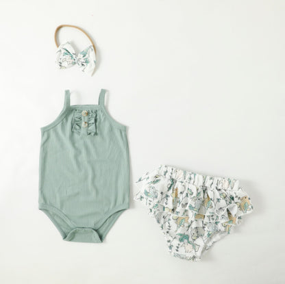 Adorable Summer Baby Girl Romper and Bloomers with Button Chest Design