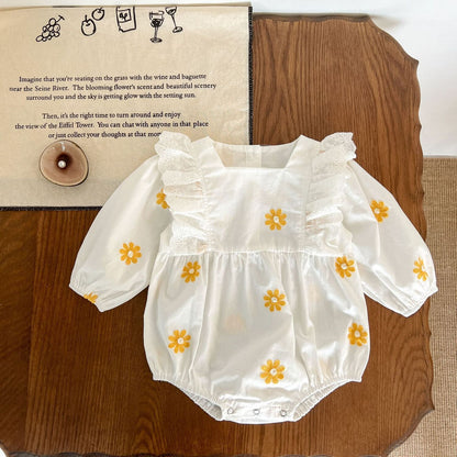 Dainty Daisy Embroidered Long Sleeve Romper Onesie: Sweet Baby Fashion