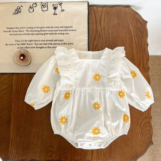 Dainty Daisy Embroidered Long Sleeve Romper Onesie: Sweet Baby Fashion