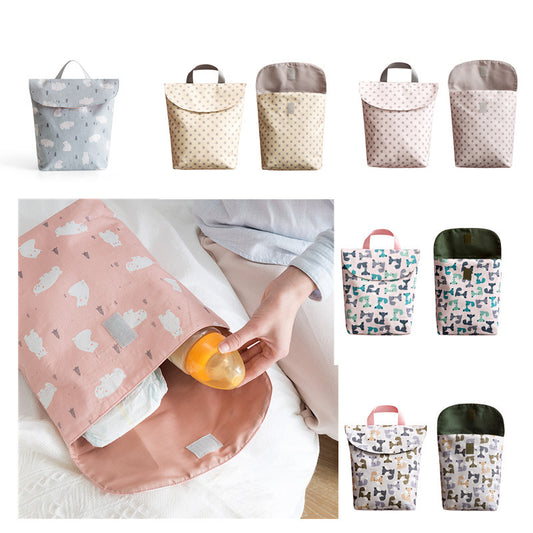 Convenient Baby Diaper Storage Bag: Keep Essentials Organized On-The-Go