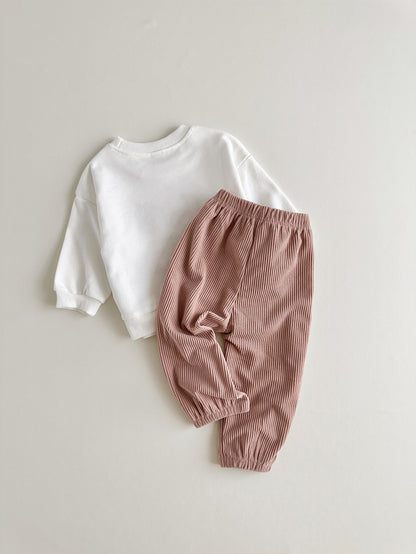Cute Printed Baby Long-Sleeve and Pants Set: Stylish Comfort for Your Little One
