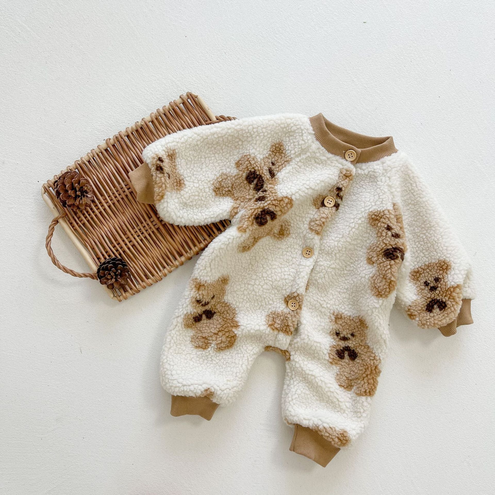 Cozy Bear Design Single Breasted Lamb Wool Baby Jumpsuit