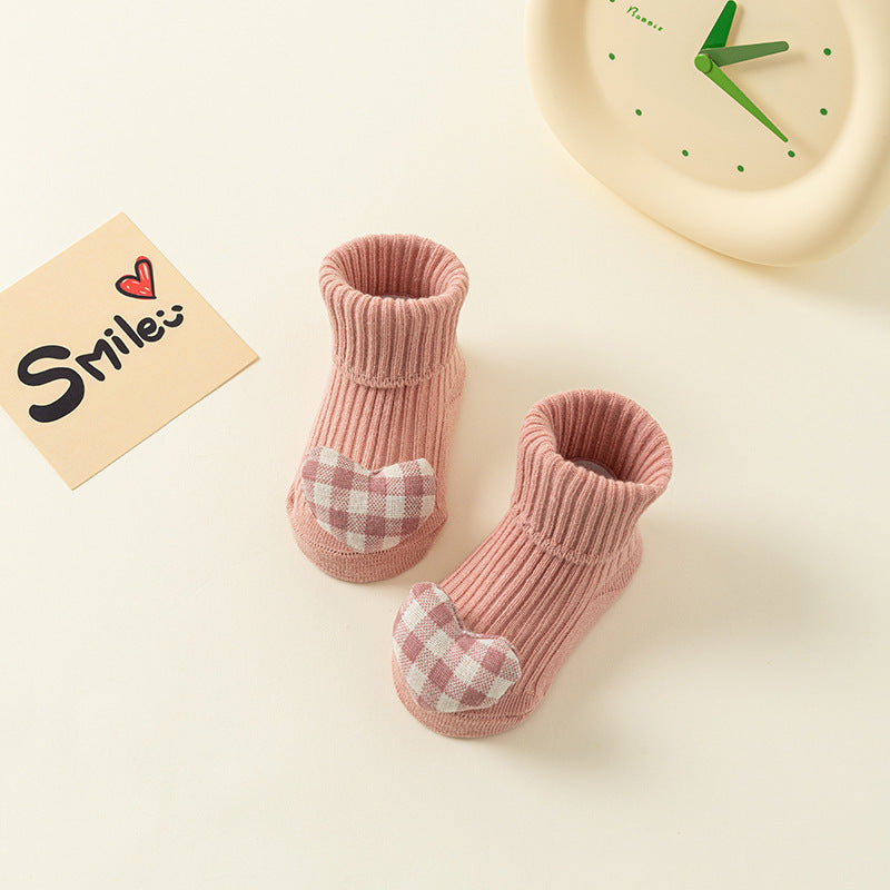 Comfortable Newborn Baby Room Socks with Double Needle Design for Non-Slip, Roomy Fit