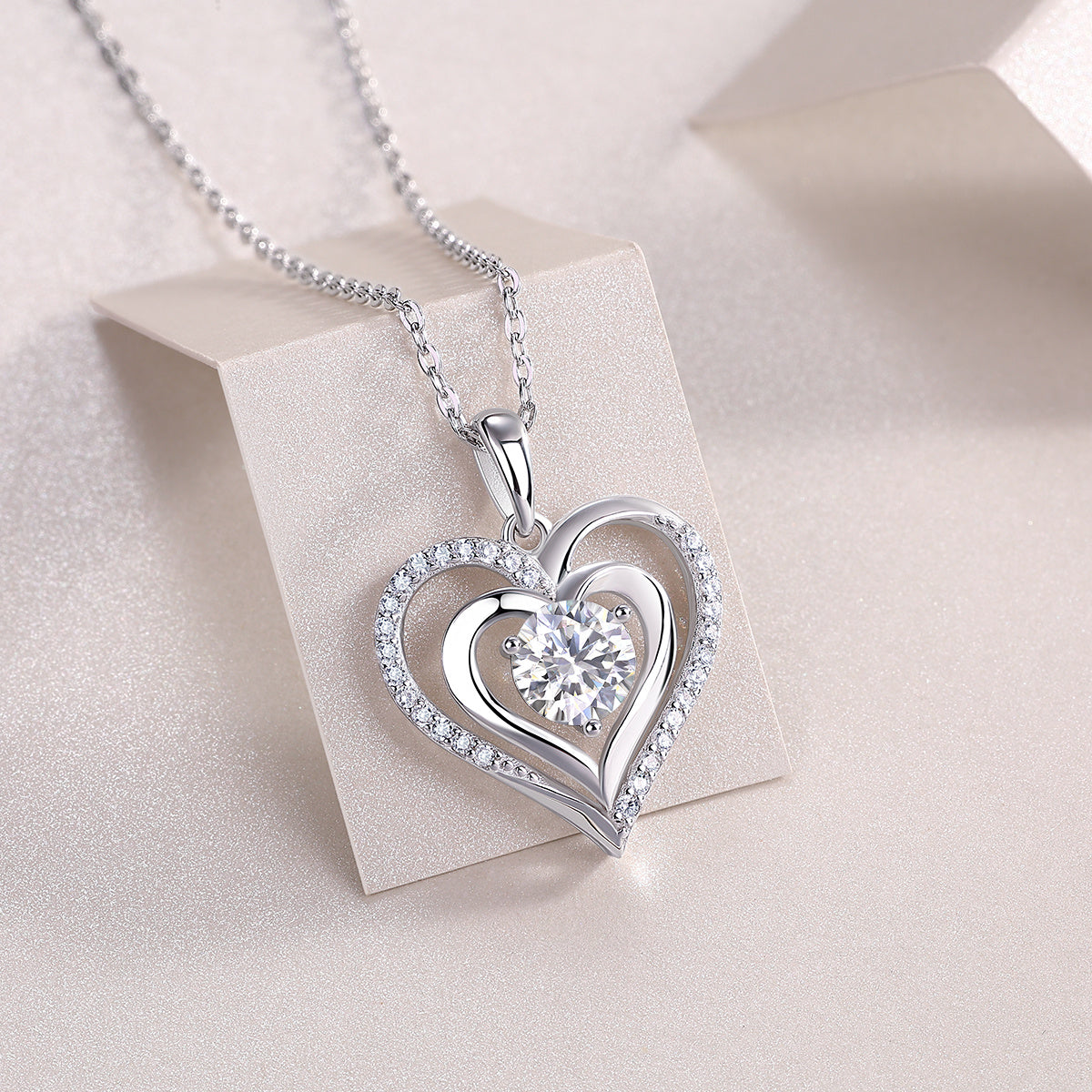 Heart to Heart Luxury Diamond Pendant Necklace Set – Moissanite Silver Jewelry for Women, Elegant Fashion Ornaments